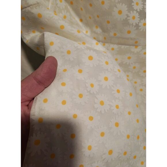 Forever21 White Yellow Daisy Puff Sleeve Dress NWT M Babydoll‎ Barbie Prairie - Picture 2 of 10